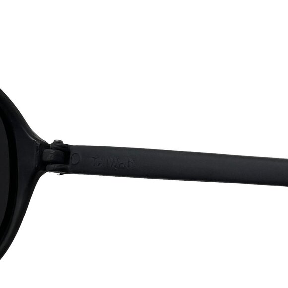 Vintage Aviator Sunglasses Black Plastic Retro 90's UV Protection Gray Lenses - Picture 7 of 8